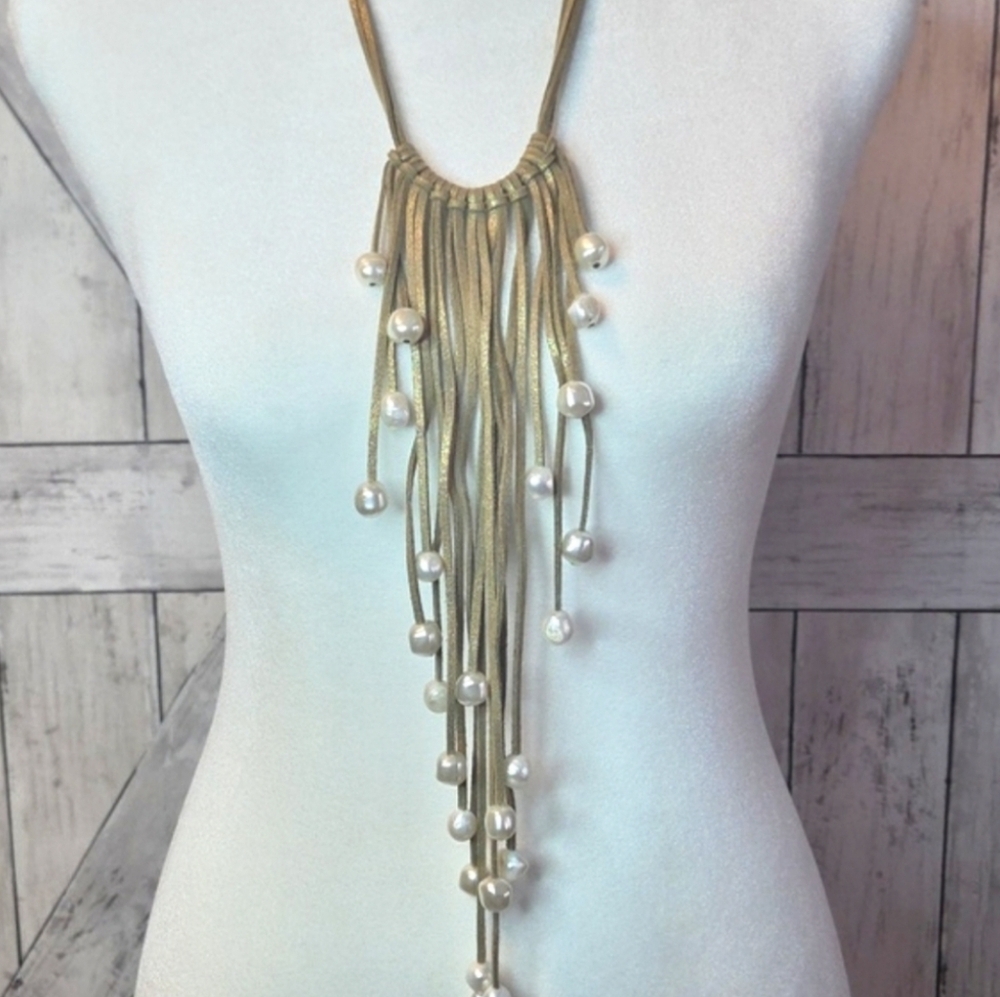 Plunder Gold and Pearl Cascade Necklace